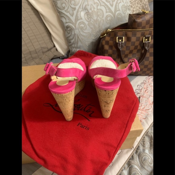 💝Christian Louboutin Wedges 120💝 - Picture 4 of 7